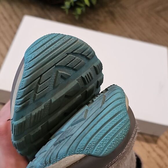 Merrell Sneakers - Gray and Blue Size 1 - Picture 5 of 10